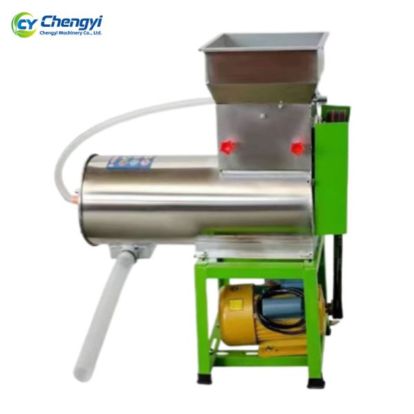 Root Tuber Starch Separator machine in operation