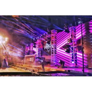 China 4.8mm Outdoor Led Concert Screens for Background Rental 5000CD/m2 Brightness 8 Mins To Install on sale
