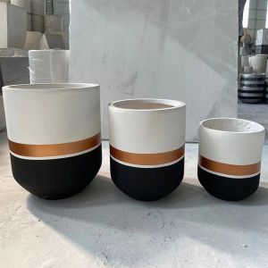 Fading Resistant Fiber Clay Planters For Balconies Easily Cleaned