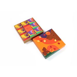 Full Set Recyclable Takeaway Boxes Gold Hot Stamping Retail Food Box For Dim Sum