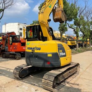 Komatsu PC78-8 Used Small Excavator 8 Ton Operating Weight Cummins Engine