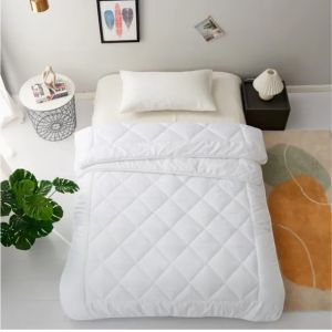 Classic White Collection Lightweight Summer Comforter Diamond Quilting