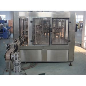 Sparkling Water / Carbonated Beverage Filling Machine For Different Bottles
