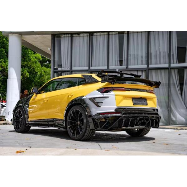280mm Lamborghini Body Kit URUS MSY Style Front And Rear Bumper Spoiler Hood Kit Green