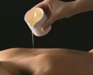 Home scented white soy candle with oud fragrance and unique ceramics container