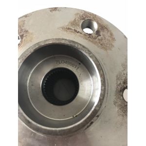 7L0498611 Transmission Parts Wheel Hub