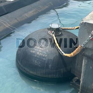 China Hydro-Pneumatic Fenders with 65:35 Water-to-Air Ratio for Submarine on sale