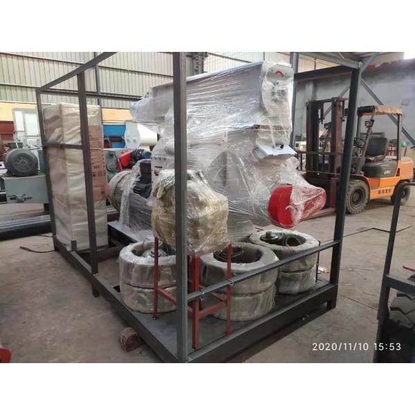 Livestock Pelletizer Animal Pellet Machine 800-1000kg/H Chicken Feed Making Machine
