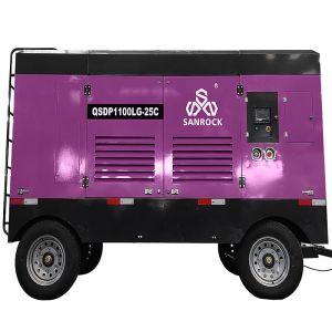Low Noise Cummins Engine 25bar Portable Diesel Screw Air Compressor for Mining