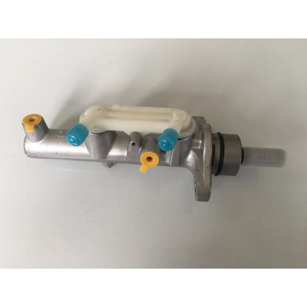 47201-44200 47201-28601 ACM20 Brake Master Cylinder AVENSIS VERSO PICNIC OEM