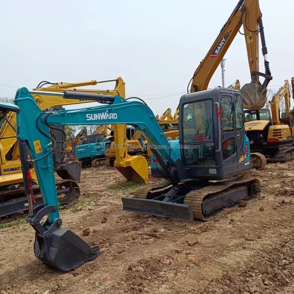 6000 KG Machine Weight SUNWARD SWE60E Excavator Multifunction 6 Ton Mini Excavator