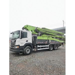 China 180m3/h Max Theoretical Output Concrete Pump Trucks with 46m Max Horizontal Reach and 52m Max Vertical Reach on sale