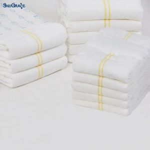 Medical Super Absorbent 4000ml Adult Disposable Diapers for Elderly Incontinence