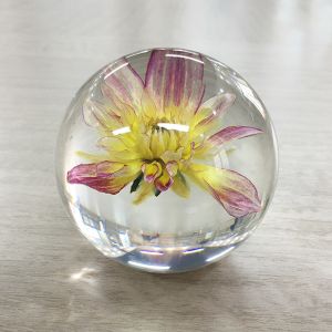 Crystal Wedding Flower Paperweight Ball Custom For Home Furnishings