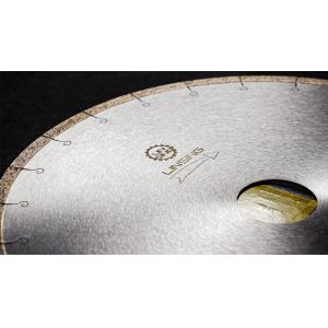 Grade A-Grade J-slot Diamond Saw Blade For Dekton Cutting 350mm Stone Cutting