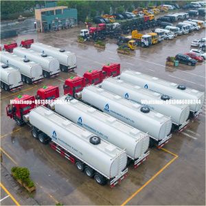 White Three Axle Truck-tractor Semitrailer