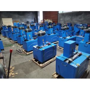 Electric Rubber Hose Cutting Machine with 4 Layers and Advanced Button Control 2