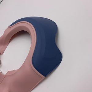 China Baby Bath Shower Baby Shampoo Hat Waterproof Pad Printing on sale