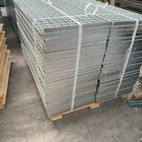 Small aperture scale precision long service life silver steel grid plate