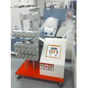 ASTM D430 ASTM D813 ISO 132 Rubber Fatigue Cracking Tester