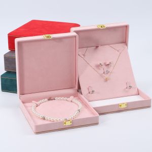 Soft Sleek Velvet Jewelry Box Organizer Gold Buckle Luxury Jewelry Case OEM