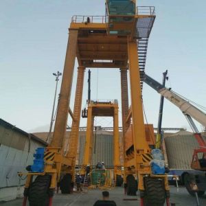 40Ton RTG Rubber Tired Container Straddle Carrier Motorized Gantry