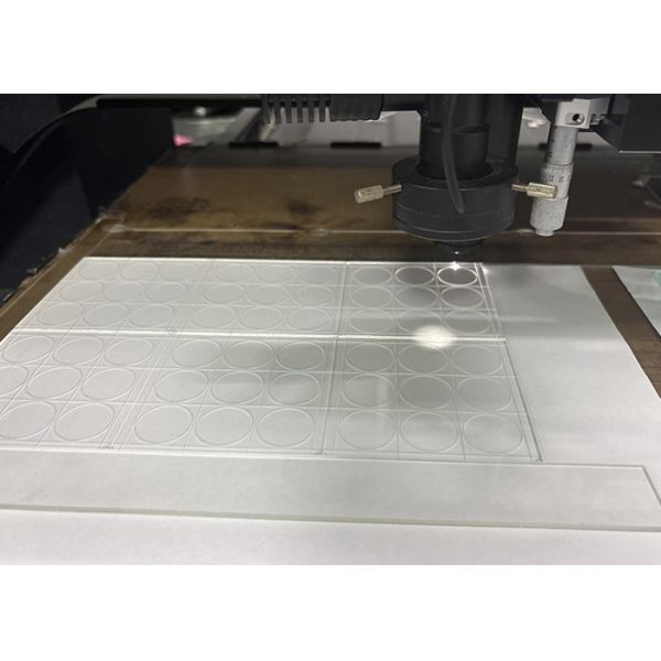 Glass Single Table Glass Cutting Machine With Control Software And CorelDRAW Easy To Interface Broad Programming Support