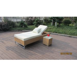 Foldable Rattan Sun Lounger , Outdoor Garden Cane Chaise Lounge Set