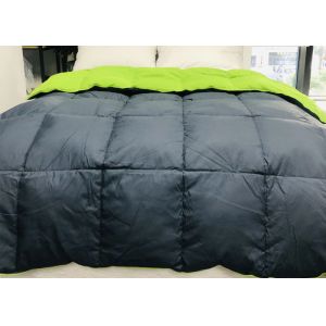China Reversible 260g/M2 230T Microfiber Quilted Quilt on sale