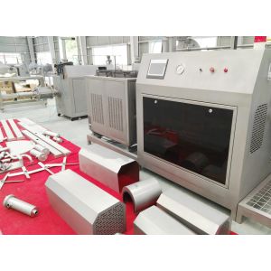 300- 800 Kg Capacity Swiss Roll Cake Production Line With Europe Standard Cake