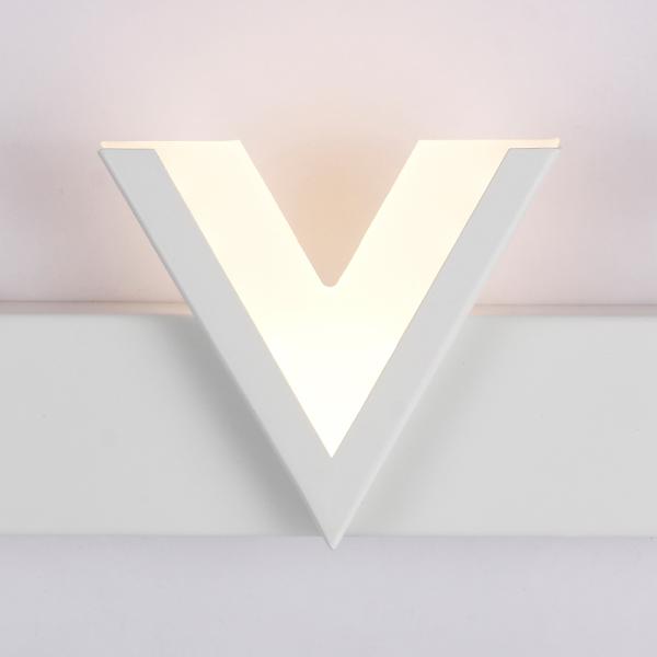 Modern acrylic warm white /Nature White light wall light bathroom metal LED makeup mirror wall lamp(WH-MR-61)