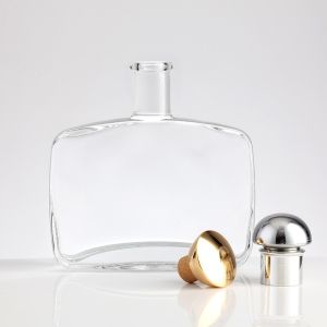 Luxury Customized Square Glass Perfume Bottle for Refillable Transparent Square
