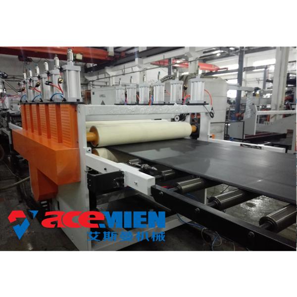 Single Screw Weight 8-20 T Extrusion Mould PP Plastic Construction Formwork Machine