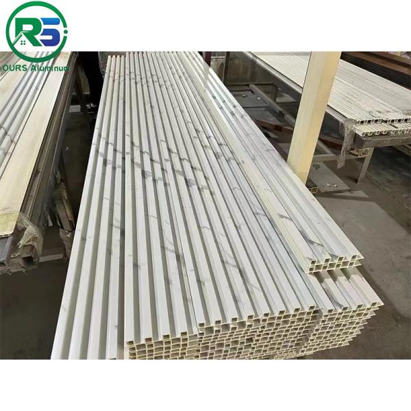 Environmental Friendly Linear Suspended Metal Ceiling 0.9mm White Aluminum