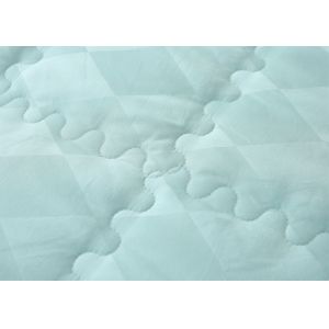 SGS certificate Thin Summer 173x120 Fabric Quilted Quilt