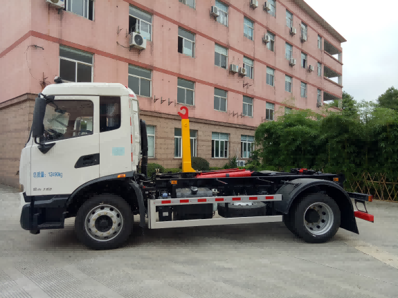 Diesel 17m3 10.5ton Detachable Garbage Truck Refuse Collection Hooklift Truck