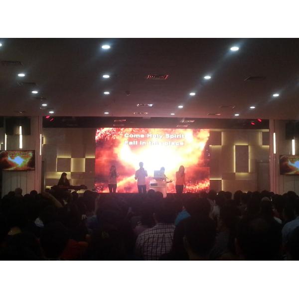 Full Color Video Rental P4.8 Stage LED Screen Die - casting Aluminum