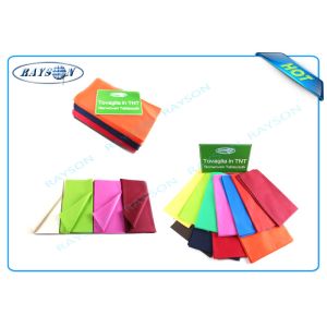 China Customized Colors and Printing Patterns Disposable Tablecloths Made from PP Non Woven on sale