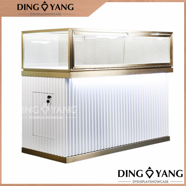 Buy Logo OEM Lockable Retail Jewelry Display Cases at wholesale prices