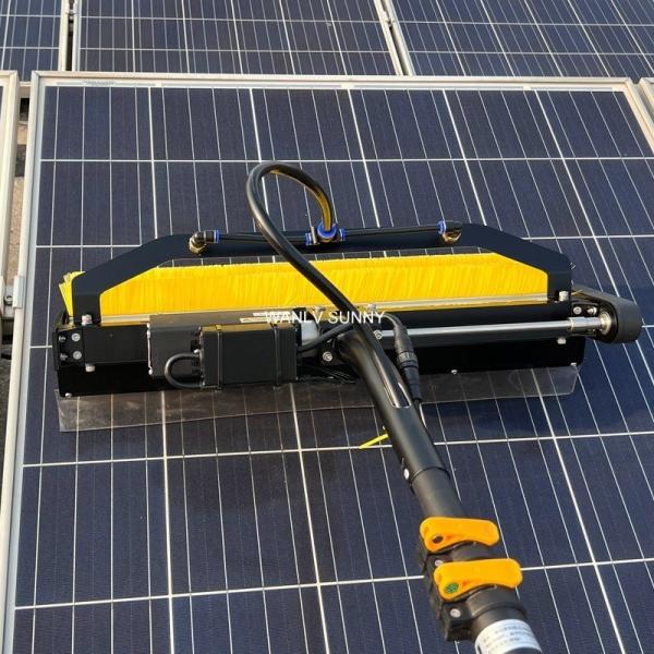 OEM Hanging Style Solar Panel Cleaning Brush Roller with 1 Year After-sales