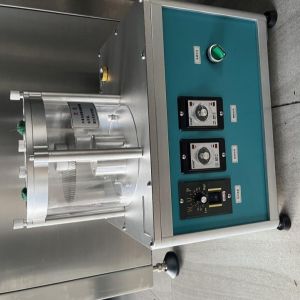 Automatic sprinkle beautiful gold powder machine for lipstick