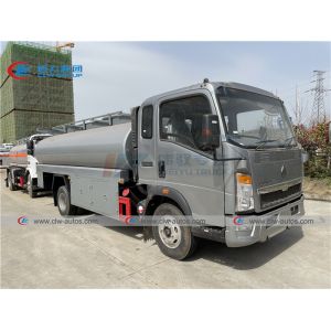 RHD Howo 8000L 10000L Diesel Tanker Truck With Censtar Dispenser