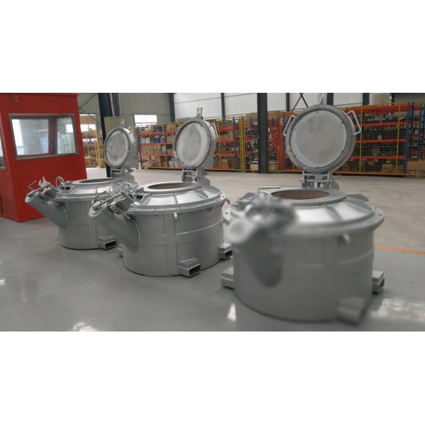 Long Distance Molten Aluminum Transfer Ladles Non Wetting Refactory Long Service Life