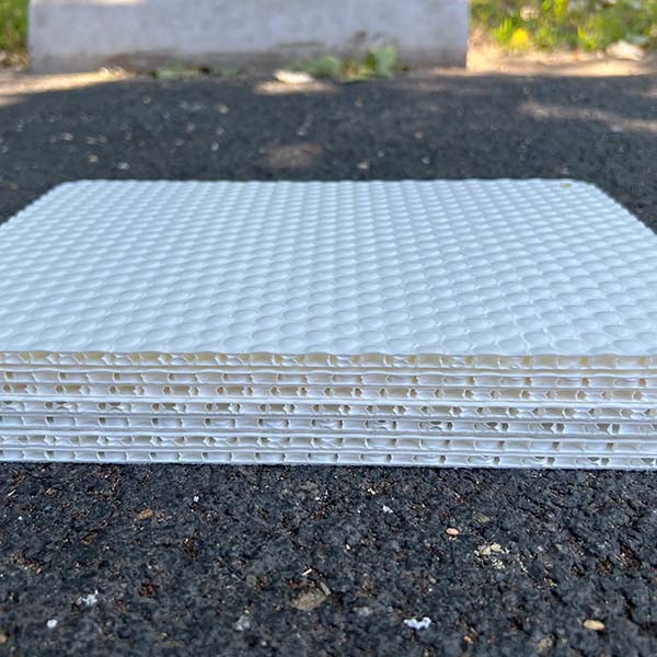 Buy FR Conpearl Board 3mm 1250gsm 5mm 1500gsm PP Bubble Guard Board For Protection at wholesale prices