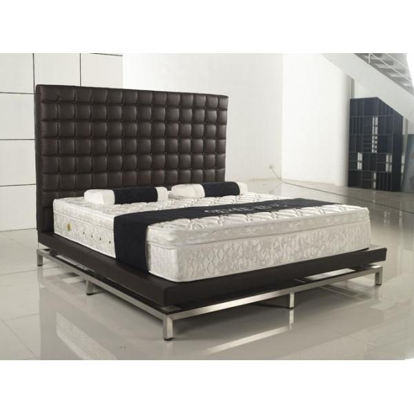 5 Star Hotel Upholstered Platform Bed With Diamonds Plush Design