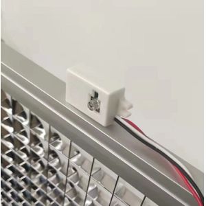 Small Daylight Sensor Harvesting Environment Brightness Checking Function