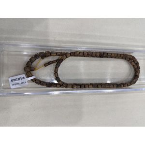 Customizable Agarwood Bracelet Traditional Craftsmanship with Modern Aesthetic