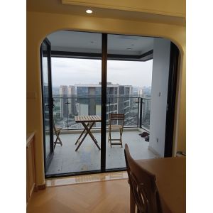 Convenient Manual Operation Retractable Window Protection With Plastic Handle