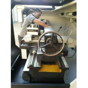 Ck61100x3000 Small CNC Lathe Machine 1000mm Max Swim Over Bed Diameter