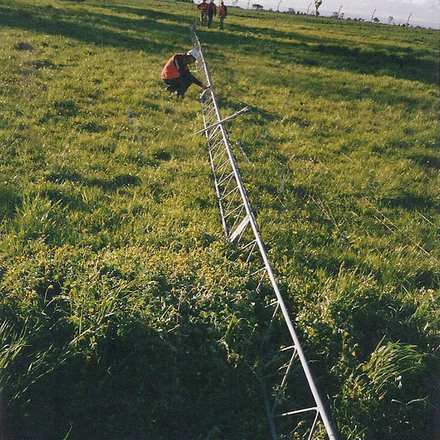 Buy Tubular Hot Dip Galvanized 40m Guyed Mast Tower at wholesale prices